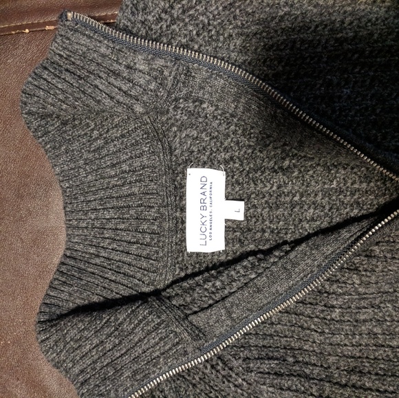 Lucky Brand full-zip sweater - Picture 2 of 2